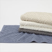 Air Weight™ Bath Rugs